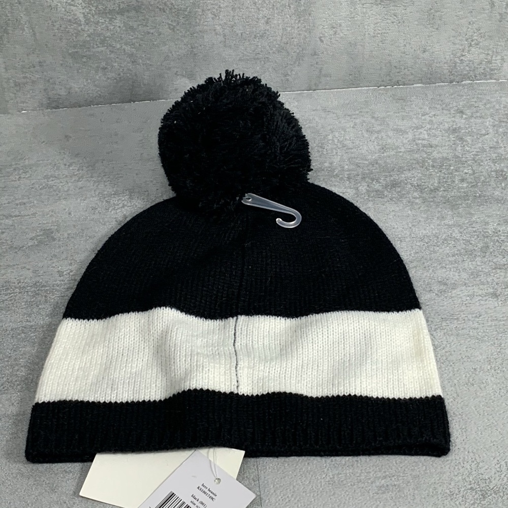kate spade new york Black/White "BRRR" Yarn Pompom - Picture 5 of 8
